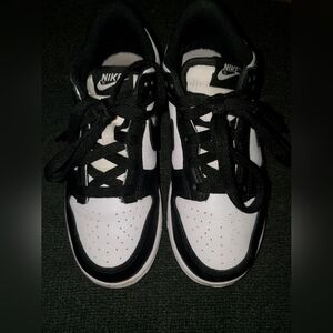 Nike Black and White Sneakers
